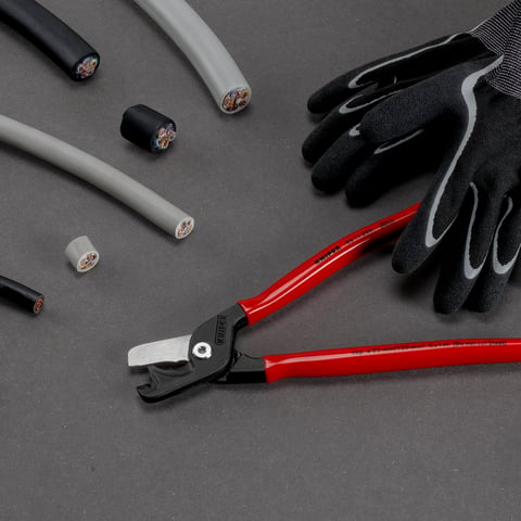 Knipex 95 11 225 StepCut® Cable Shears With Step Cut - 229mm