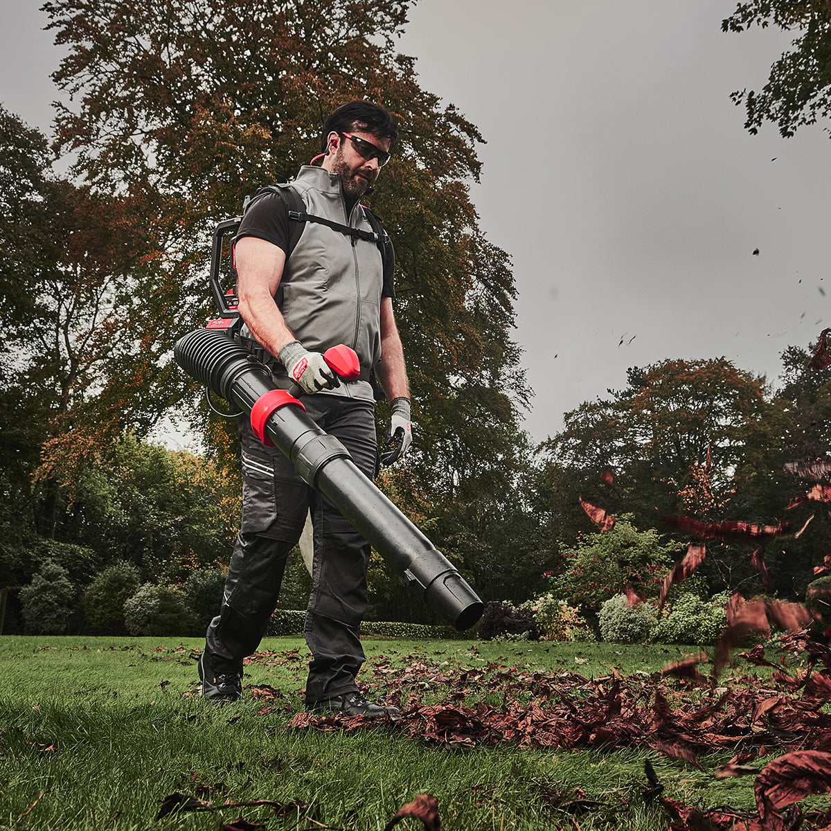 Milwaukee M18F2BPB-0 M18 FUEL Dual Battery Backpack Blower — Body Only