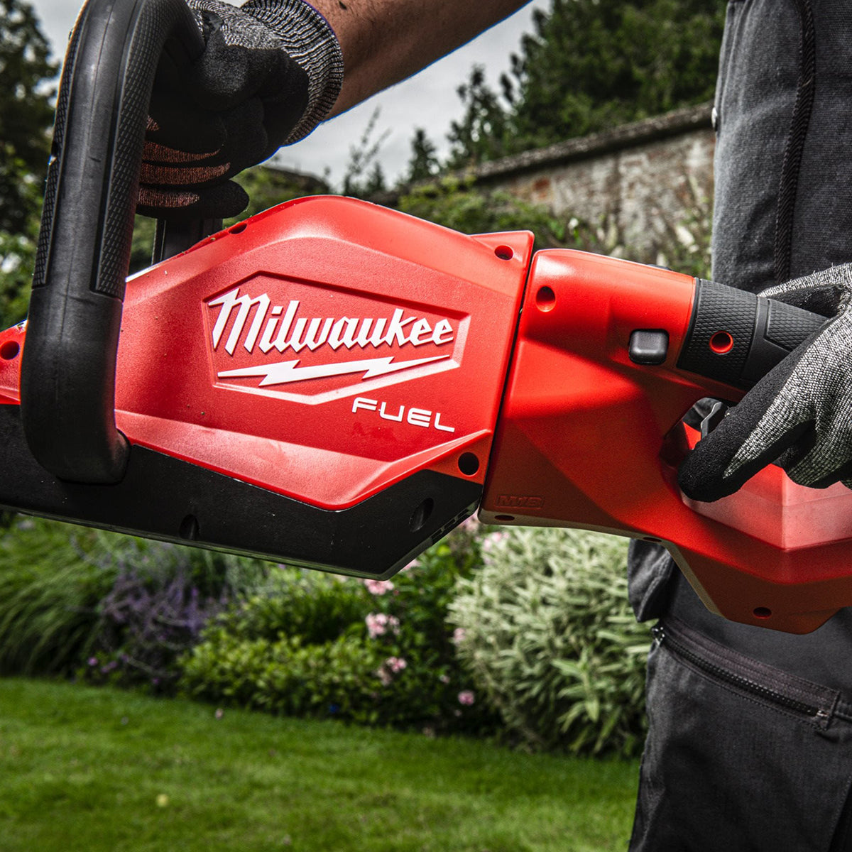 Milwaukee M18FHET60G2-0 M18 FUEL 60cm Hedge Trimmer Gen 2 — Body Only