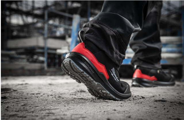 MILWAUKEE FLEXTRED S3S MID CUT SIZE 11 - BLACK