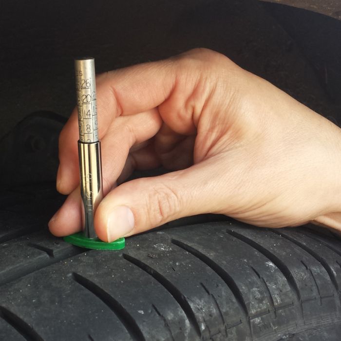 PCL TDG16C01 Tyre Tread Depth Gauge 1-26mm With 1.6mm Mark) - DVSA Approved
