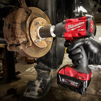 Milwaukee M18FMTIW2F12-502X 1/2" Mid-Torque Impact Wrench With Friction Ring Kit