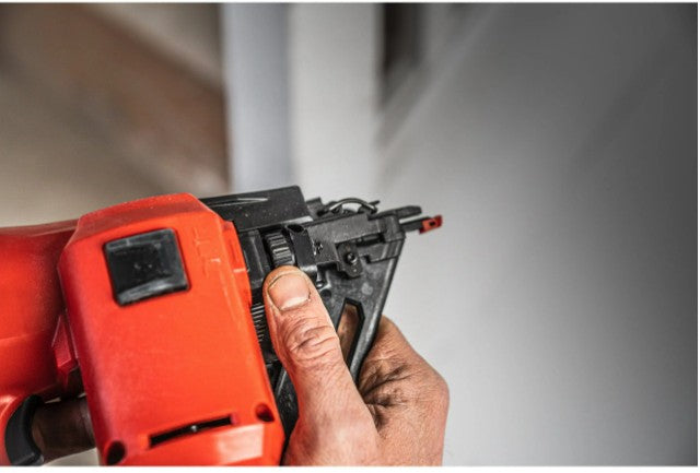 Milwaukee M18FN16GA-0X Fuel 16 GA Angled Finish Nailer 2 Mode - Body & Case