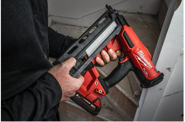 Milwaukee M18FN16GA-0X Fuel 16 GA Angled Finish Nailer 2 Mode - Body & Case