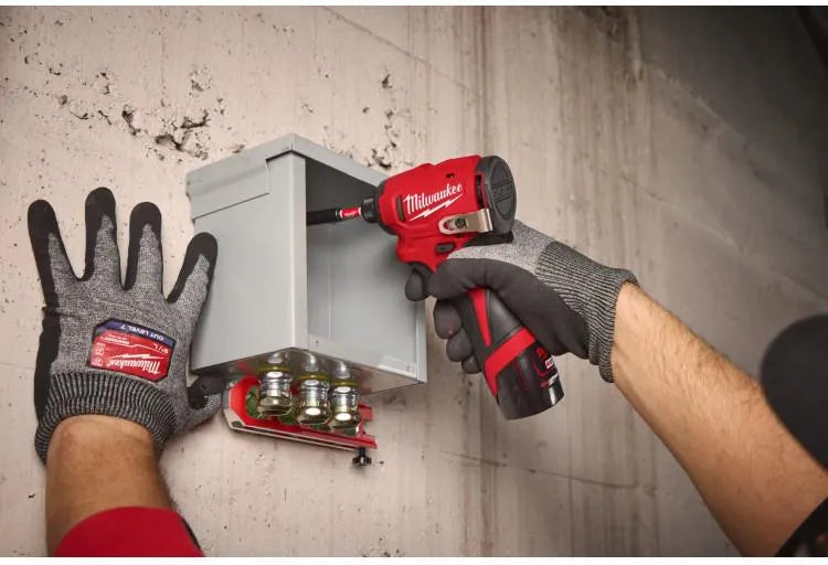 MILWAUKEE M12™ Compact Brushless Impact Driver KIT - 4933500423