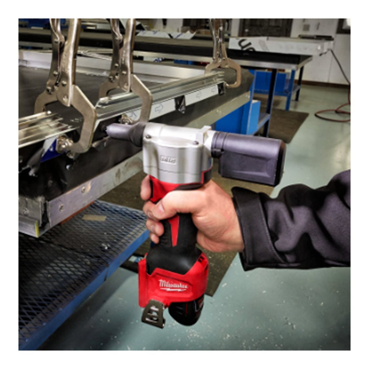 Milwaukee M12BPRT-0 M12 Sub Compact Rivet Tool 9kN — Body Only